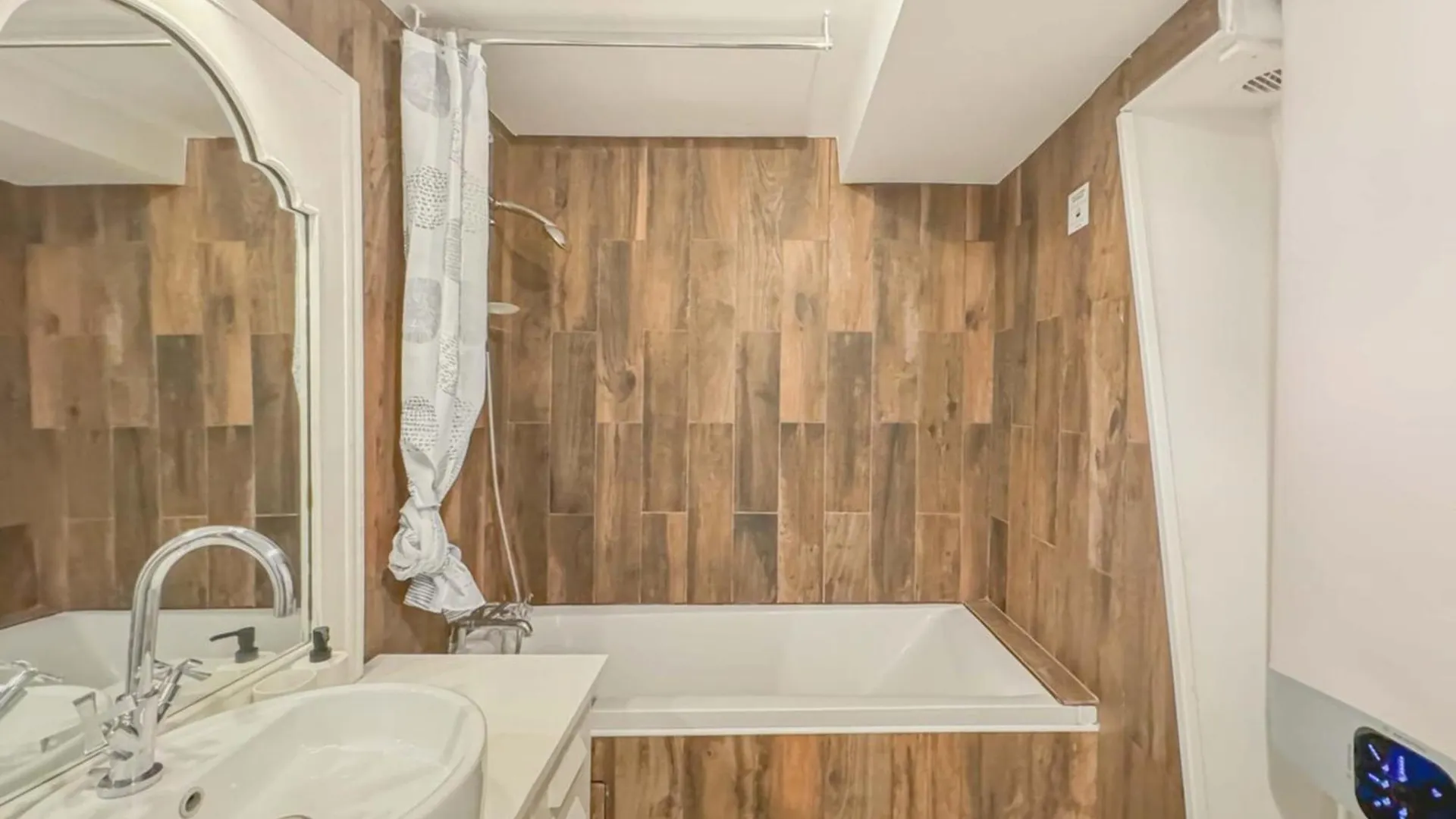 Flexliving - - Lune * Paris
